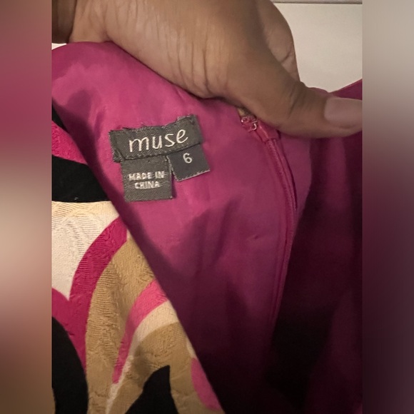 Dress - Picture 2 of 3